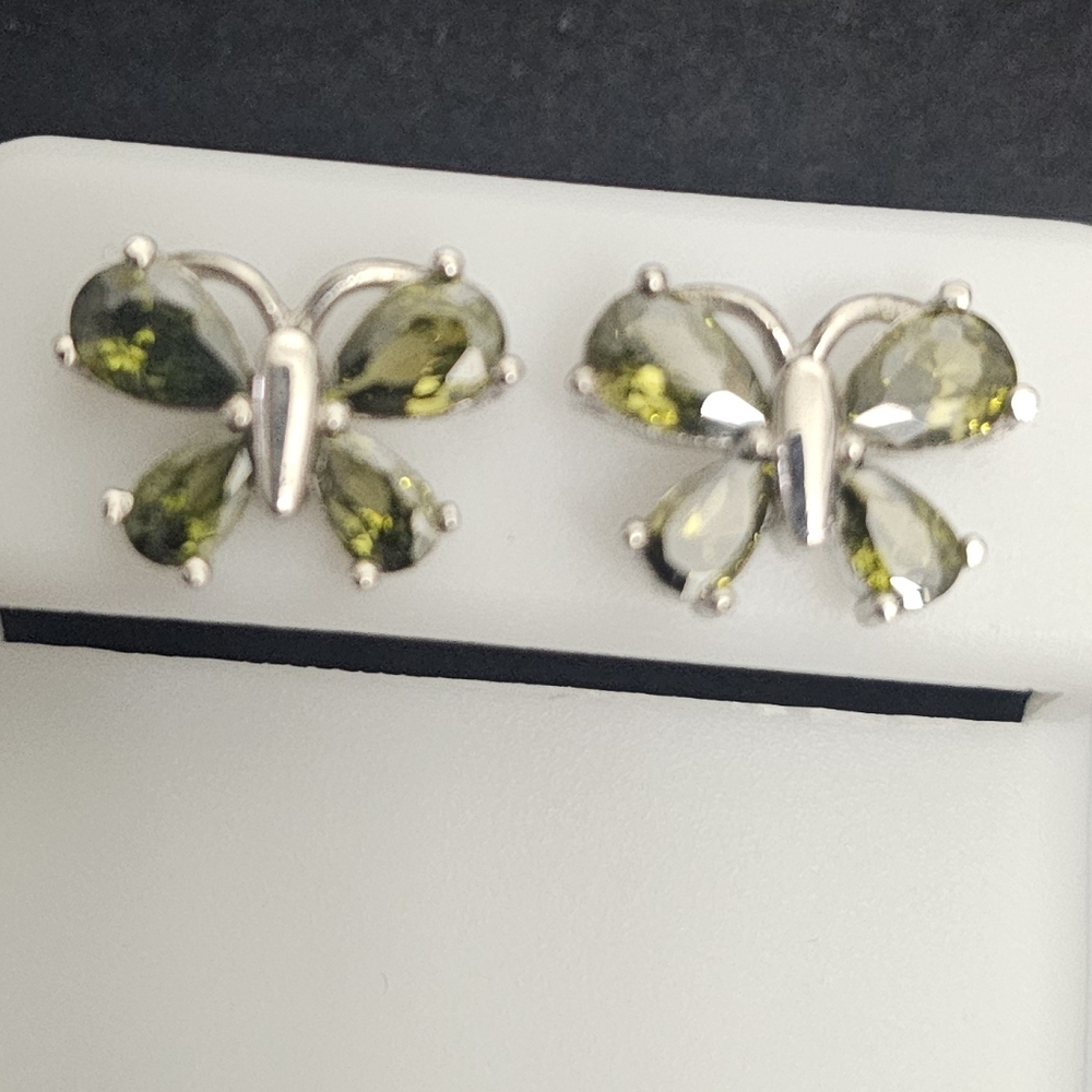 925 Sterling Silver Green Gem Stones Butterfly/ Dragonfly Post Back Earrings NEW